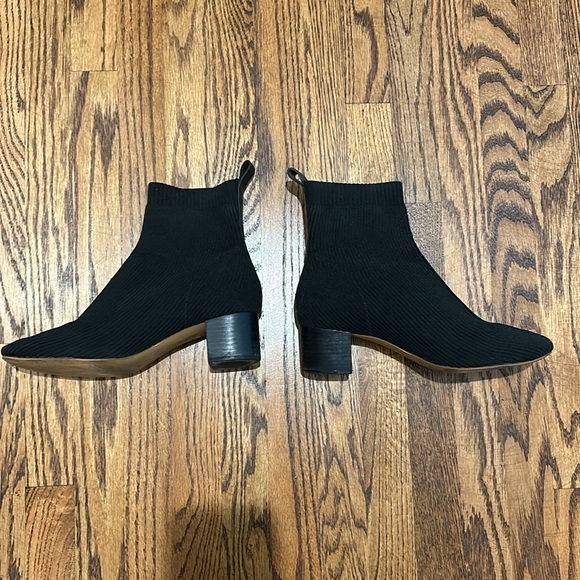 Everlane Glove Boot -Black 9 - Picture 3 of 10